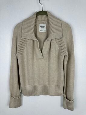 Abercrombie & Fitch Women's Notch-Neck Beige Sweater pullover v-neck polo Small